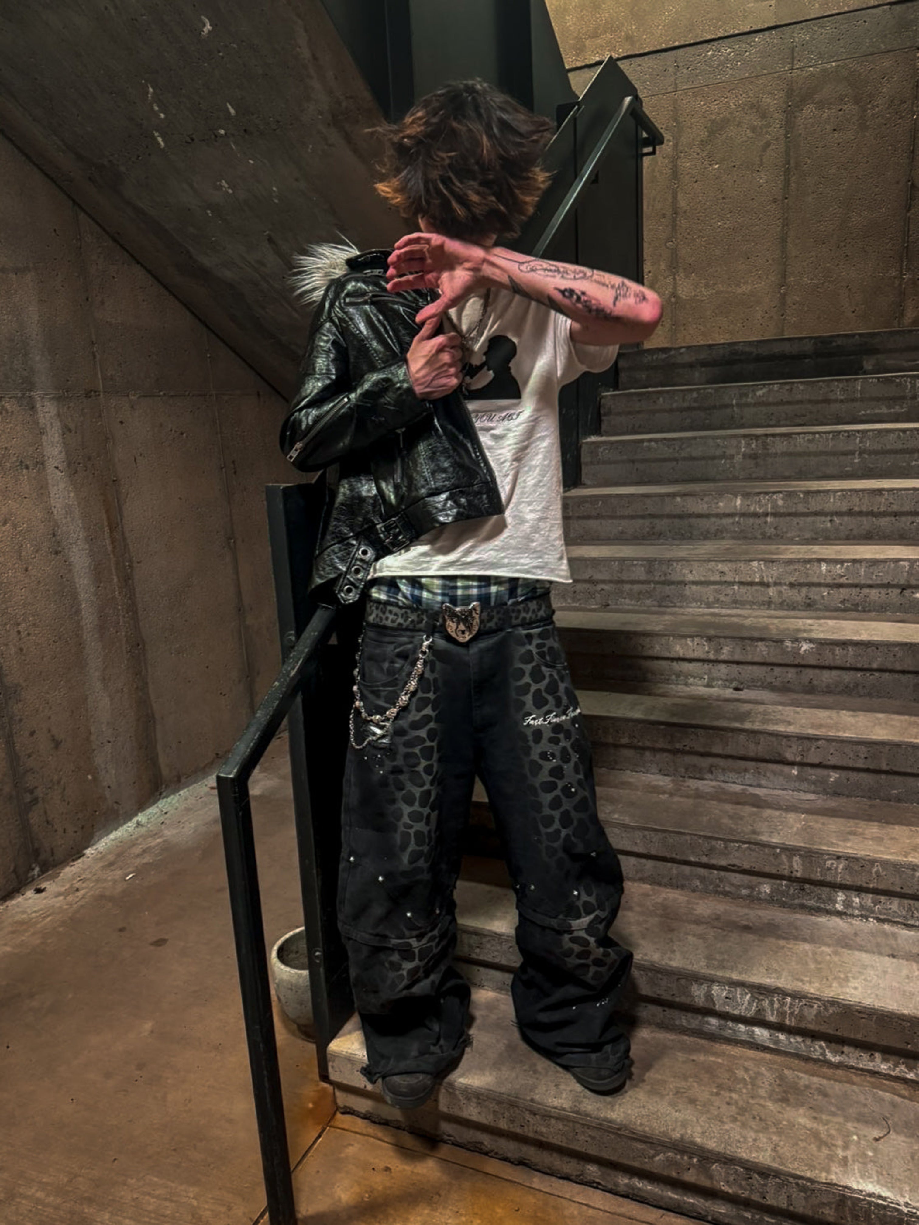 CHASE ALONE DENIM